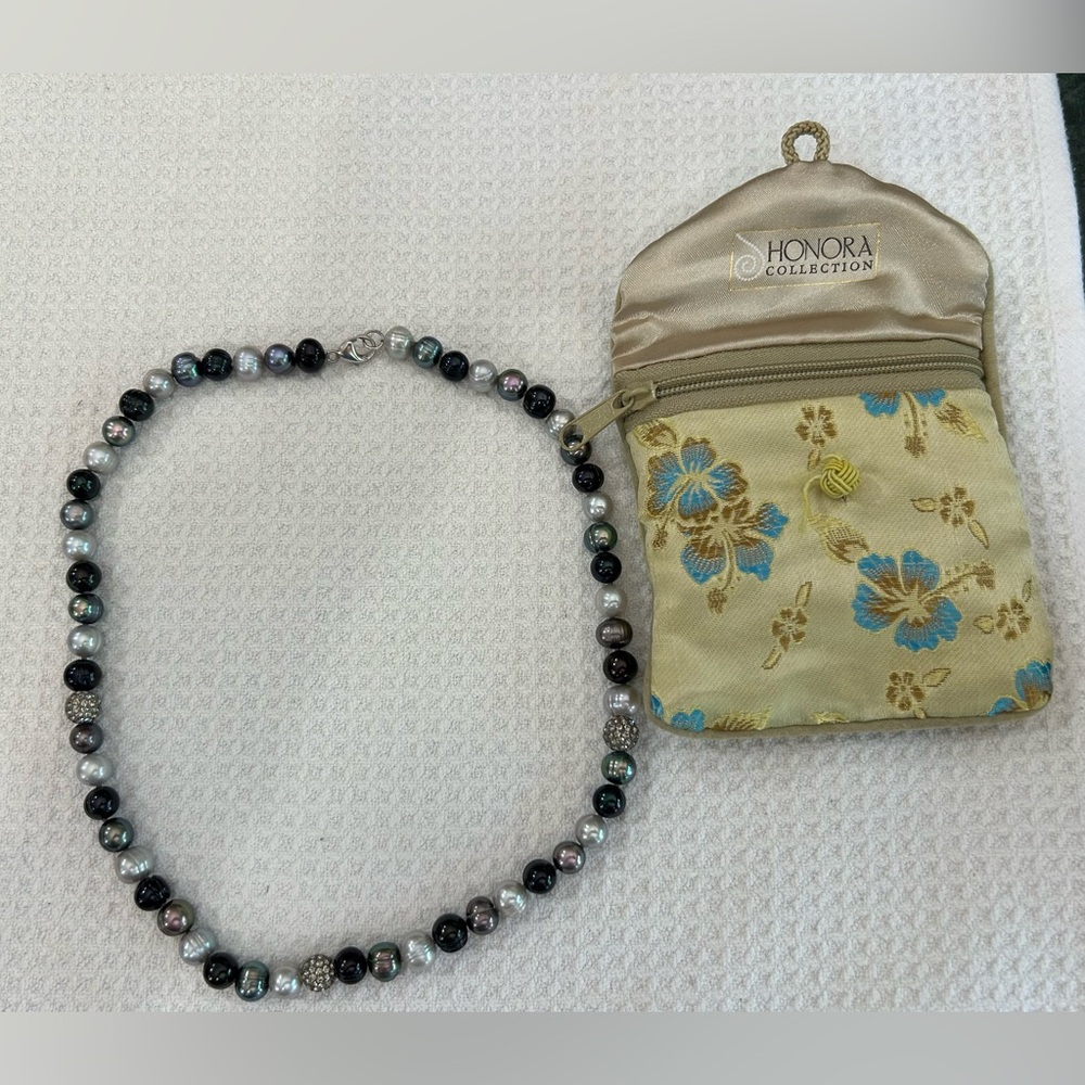 Iridescent Honora Pearl Necklace in Assorted Colors - Picture 3 of 7